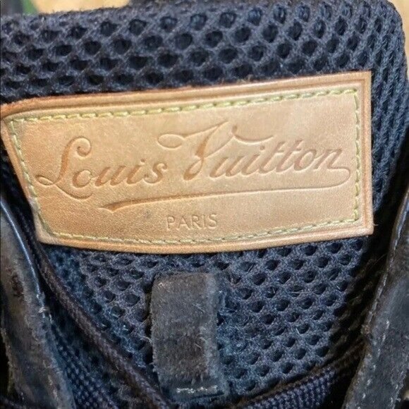 Louis  Vuitton  men shoes size 10.5 very good condition - Picture 3 of 6